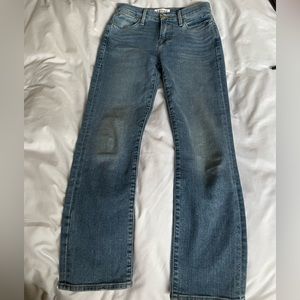 Excellent condition Frame denim Le High Straight jean sz 24. Medium blue